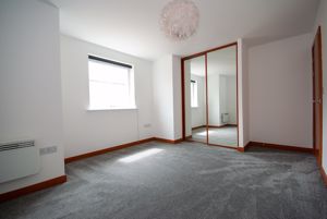 Bed 1- click for photo gallery